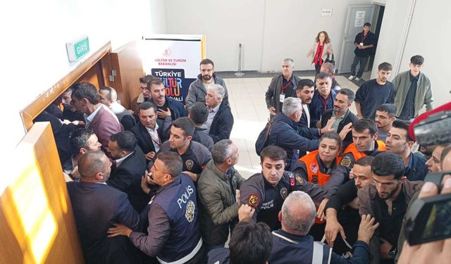 CHP'nin Malatya kongresinde kavga