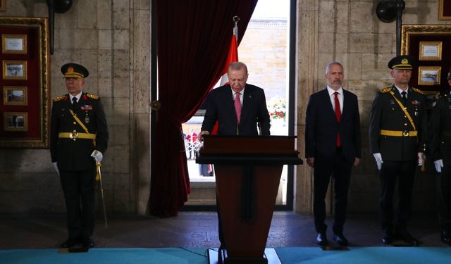 Devlet erkanından Anıtkabir'e ziyaret / Fotoğraflar