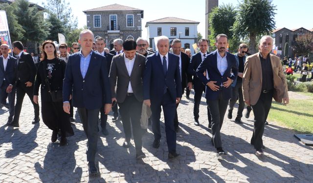 Diyarbakır'da 'Kültür Yolu Festivali' başladı