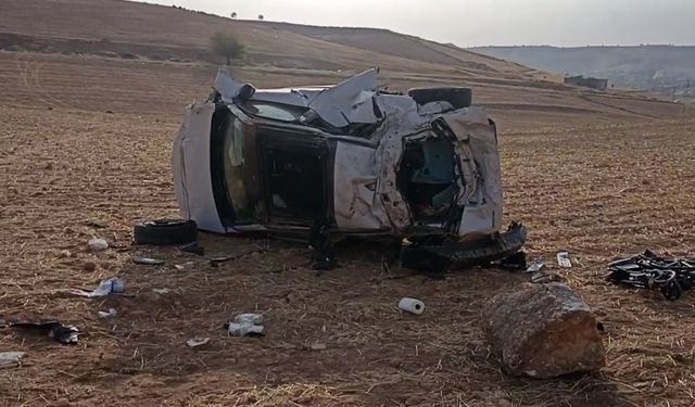 Diyarbakır'da otomobil şarampole yuvarlandı: 1 ölü, 3 ağır yaralı