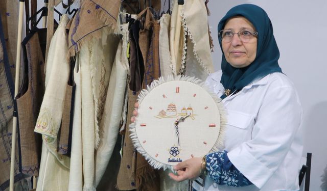 Emekli el sanatları öğretmeni, ehramı sandıktan çıkarıp kadınlara iş kapısı haline getirdi / Ek fotoğraflar
