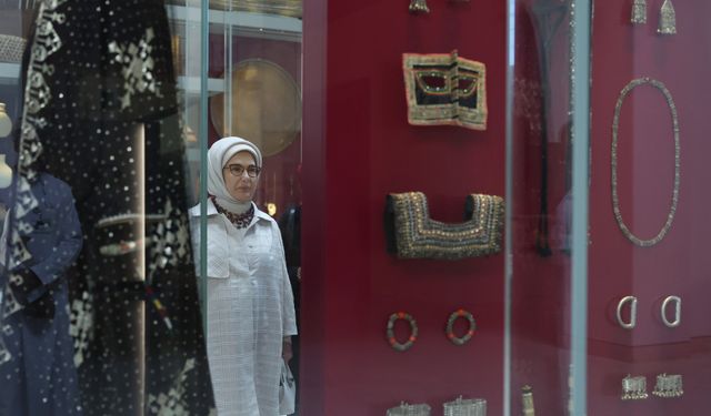 Emine Erdoğan, Umman'daki Ulusal Müze'yi ziyaret etti