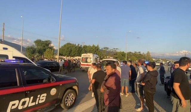 Fethiye'de iki otomobil çarpıştı: 6 yaralı