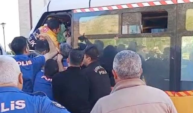 Gaziantep'te ceza yiyen sürücü kendini ve aracını yakmaya çalıştı