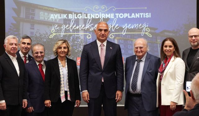 İstanbul- Bakan Ersoy: 64 milyar dolarlık turizm geliri hedefimizi tutturacağız