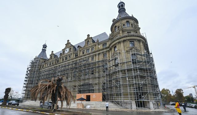 İstanbul- Bakan Ersoy: Haydarpaşa ve Sirkeci, İstanbul'un yeni kültür sanat adası olacak