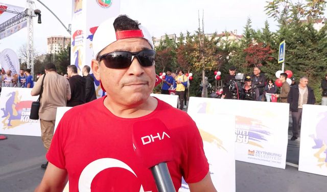 İstanbul - Bakan Osman Aşkın Bak 16'ncı Zeytinburnu Cumhuriyet Koşusu'na katıldı