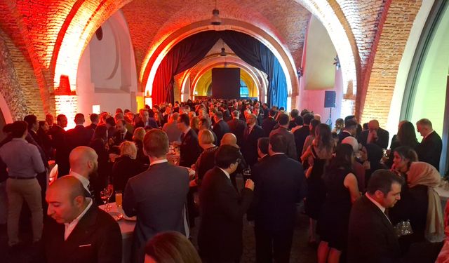 İstanbul- Cumhuriyet'in 102'nci yılı Varşova Kraliyet Sarayı'nda kutlandı