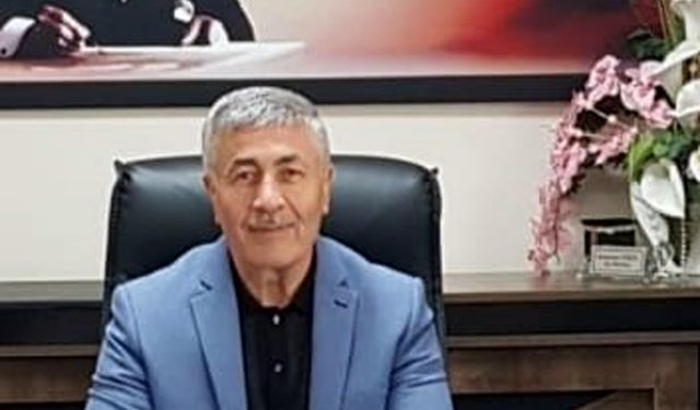 Kendi selasını okuttu
