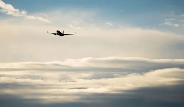 Kenya'da uçak düştü: 12 ölü