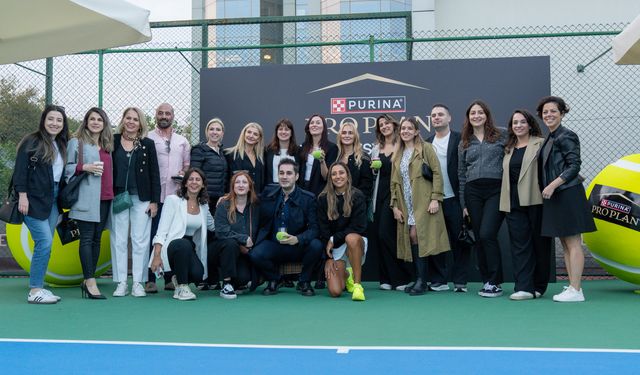 Milli Tenisçi Çağla Büyükakçay ve kedisi İzo PRO PLAN'ın kampanyasında yer aldı