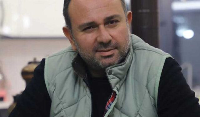 Otomobil, TIR'a arkadan çarptı; sürücü yaralandı, ağabeyi öldü / Ek fotoğraf