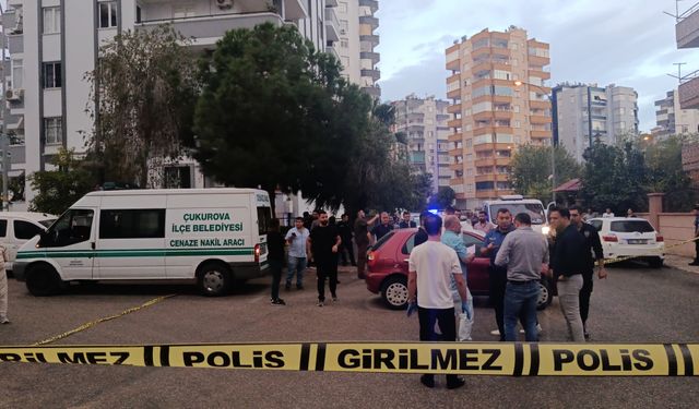 Otomobilde ölü bulunan galericiyi sevgilisinin oğlu dövmüş