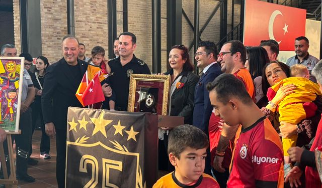 Özel gereksinimli çocuklardan ‘Melek Kalpler, Sarı Kırmızı Hayaller' sergisi