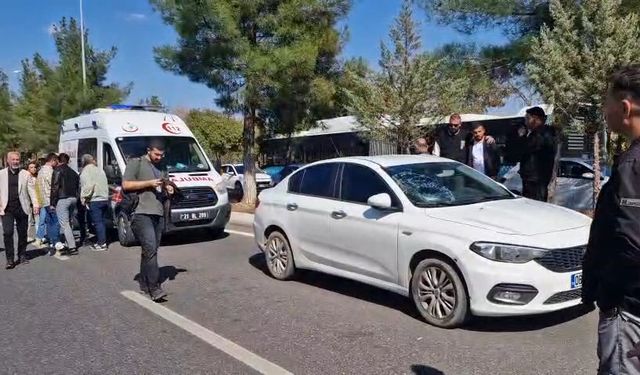 Rojin Kabaiş için yapılan yürüyüşte, üniversite öğrencisine otomobil çarptı