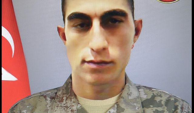 Şehit asker memleketi Gaziantep'te son yolculuğuna uğurlandı (2)