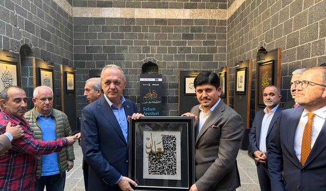 Selam Ayetleri Hat Eserleri sergisi, Diyarbakır'da açıldı