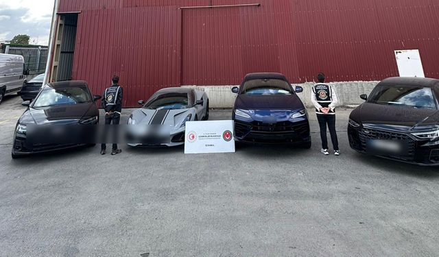 Ticaret Bakanlığı: 288 milyon TL değerinde 10 lüks araca el konuldu