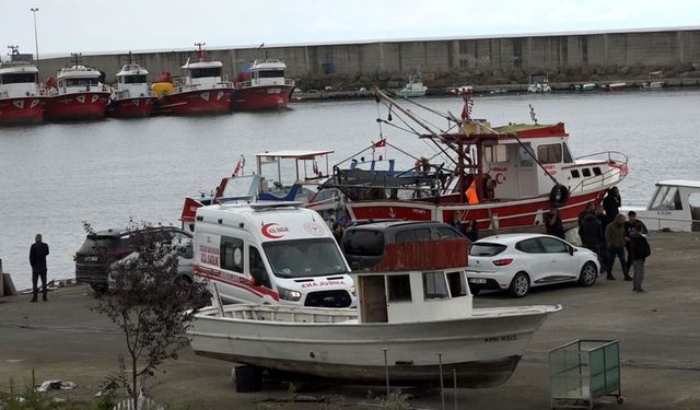 Trabzon açıklarında teknesi bulunan balıkçı aranıyor