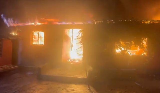 Yangından dönerken devrilen arazözdeki 2 itfaiyeci yaralandı