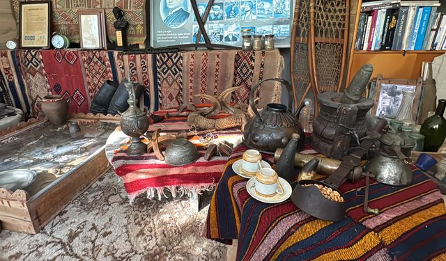 Yörük kültürüne ait eşyaları ‘çadır müze'de sergiliyor / Ek fotoğraflar