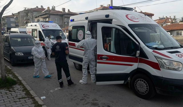 Anne ve 3 çocuğu zehirlenme şüphesiyle hastaneye kaldırıldı