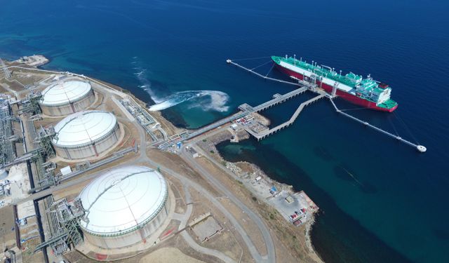 Bakan Bayraktar: İhtiyaç duyduğumuz doğal gazın yarısını LNG olarak alabilir hale geldik