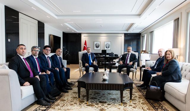 Bakan Fidan, Azerbaycan Özel Görevler Temsilcisi Halefov ile bir araya geldi
