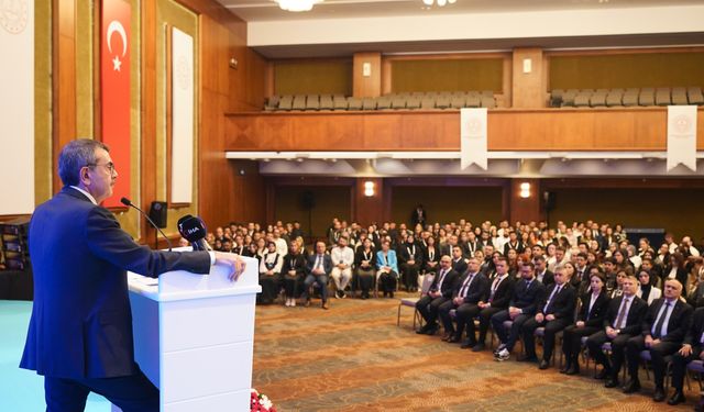 Bakan Tekin: 22 bin 487 öğrenci YLSY bursundan yararlandı / Ek fotoğraflar