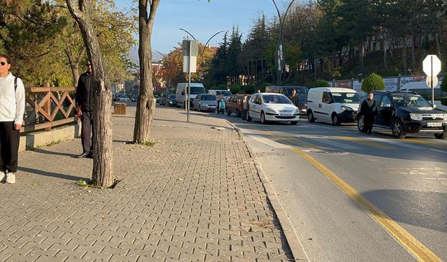 Bolu'da saat 09.05'te hayat durdu