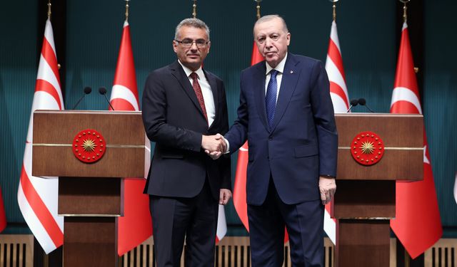 Cumhurbaşkanı Erdoğan, KKTC Cumhurbaşkanı Erhürman'ı resmi törenle karşıladı (2)
