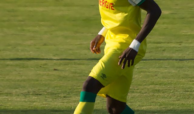 İstanbul - Sarıyer'de AVM'de Senegalli milli futbolcu Papy Djilobodji'ye silah çekip şemsiye fırlattı