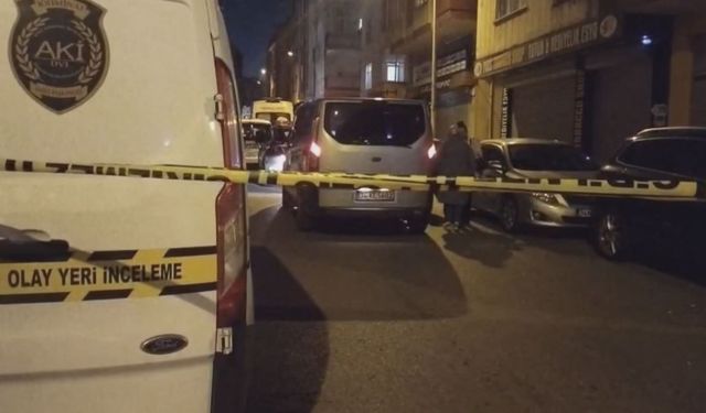 İstanbul - Ümraniye'de tartıştığı oğlunu ve kardeşini bıçaklayarak öldürdü