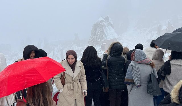 Kapadokya, beyaz örtüyle kaplandı