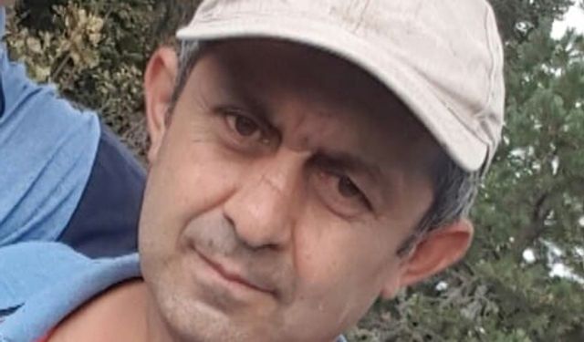 Kestiği ağacın altında kalan köylü öldü