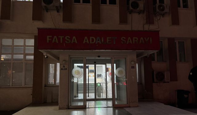 Kuyumcu soyguncusunun kimliği, bant üzerindeki parmak izinden saptandı