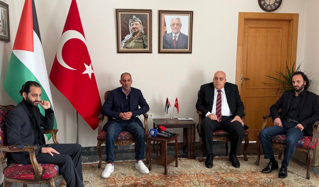 'Le Trio Joubran' müzik grubu, Filistin Ankara Büyükelçisi Jaish'i ziyaret etti