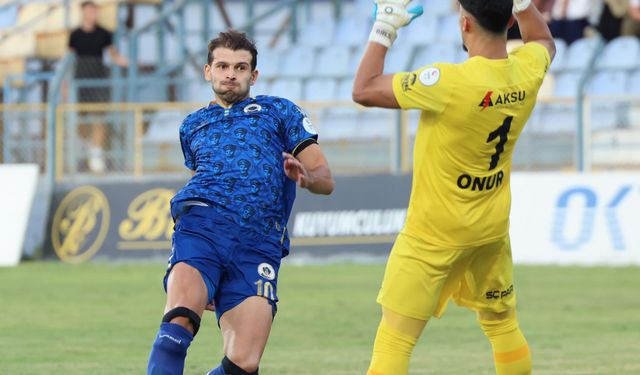 Menemen FK'da 3 oyuncu kadro dışı