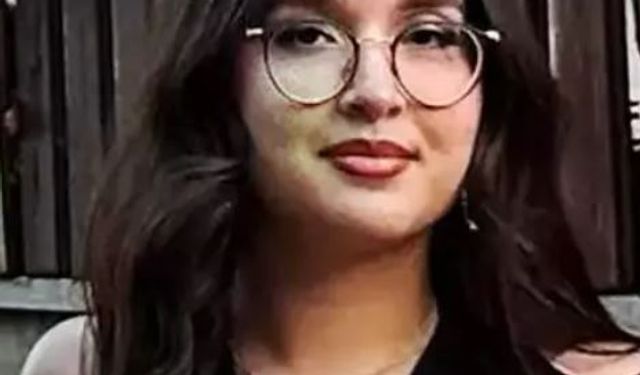 Mezuniyet fotoğrafı çektirdikten sonra kazada ölen Şükran Ela defnedildi