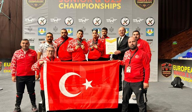 Milli Haltercilerimizden Arnavutluk'ta 49 madalyalı zafer