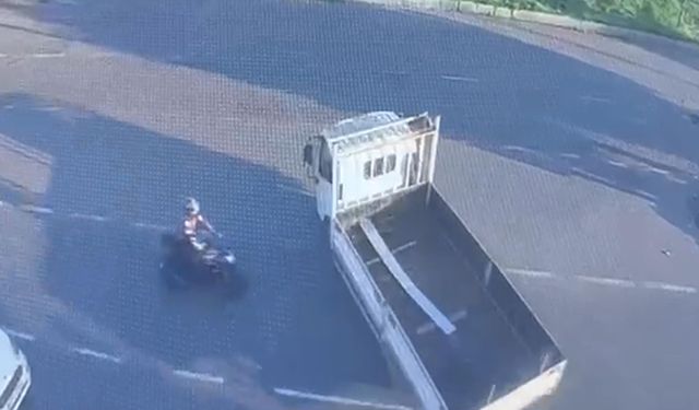 Motosiklet ile kamyonet çarpıştı; 1 yaralı