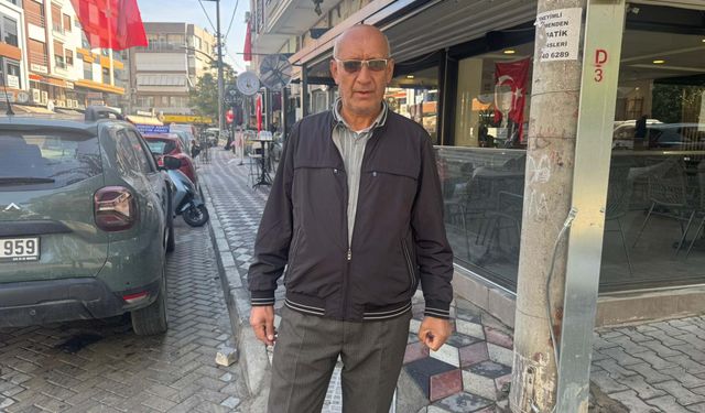 Öğrenci servis minibüsünde çıkan yangın, otomobile sıçradı (2)