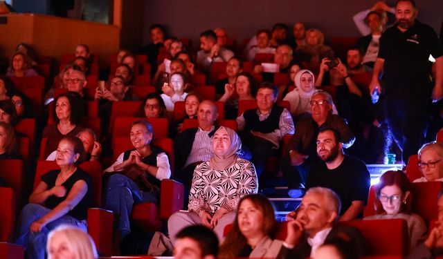 Sağlık çalışanlarından ‘Kasımda Şarkılar Başkadır' konseri