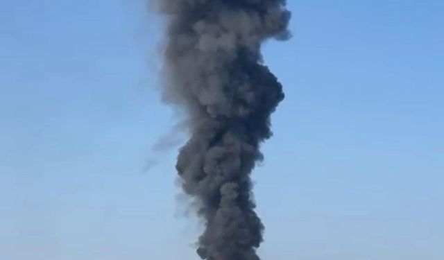 Salça fabrikasında çıkan yangın, 1 saatte kontrol altına alındı