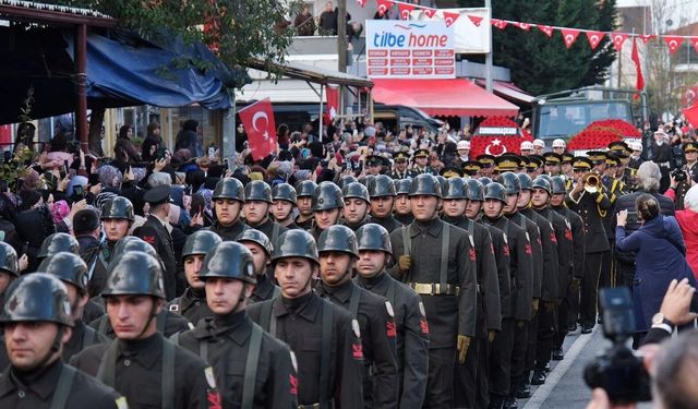Şehit Astsubay Başçavuş Akın Karakuş, Sakarya'da son yolculuğuna uğurlandı / Ek fotoğraflar