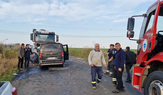 Tekirdağ'da beton mikseri ile minibüs çarpıştı: 1 ölü