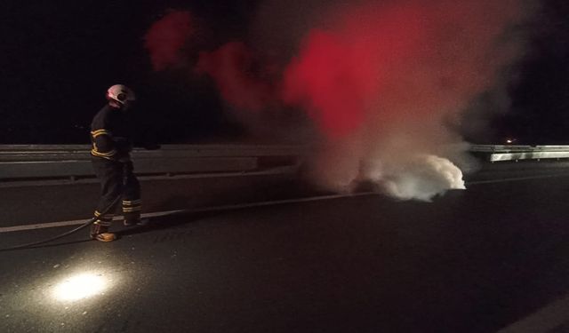 Tokat'ta seyir halindeki motosiklet alev aldı