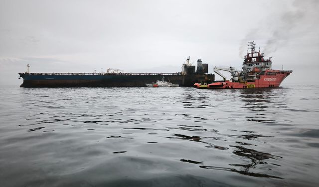 Ulaştırma ve Altyapı Bakanlığı: KAIROS isimli gemideki yangın söndürüldü