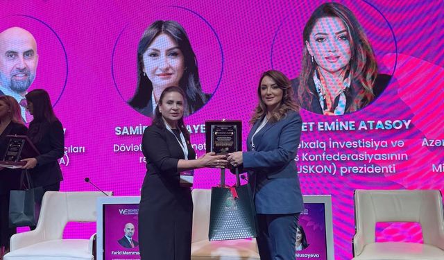 ULUSKON Başkanı Atasoy, Bakü'de ‘Yılın Başarılı İş Kadını' ödülüne layık görüldü