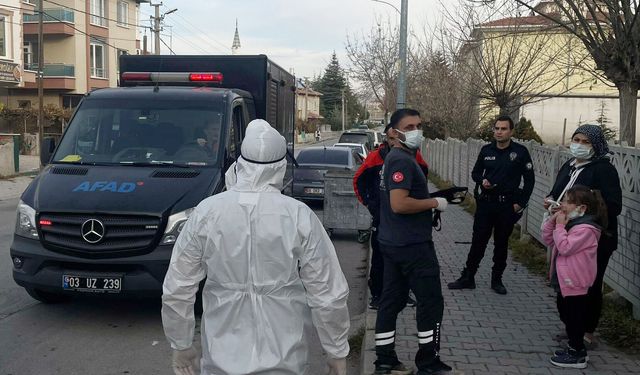 Zehirlenme şüphesiyle hastaneye kaldırılan anne ve 3 çocuğu taburcu edildi